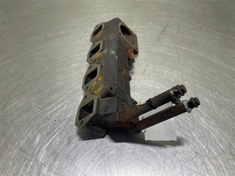 Ahlmann AS900-Cummins B3.3T-Intake-exhaust manifold - Motor voor Bouwmachine: afbeelding 3 Ahlmann AS900-Cummins B3.3T-Intake-exhaust manifold - Motor voor Bouwmachine: afbeelding 3