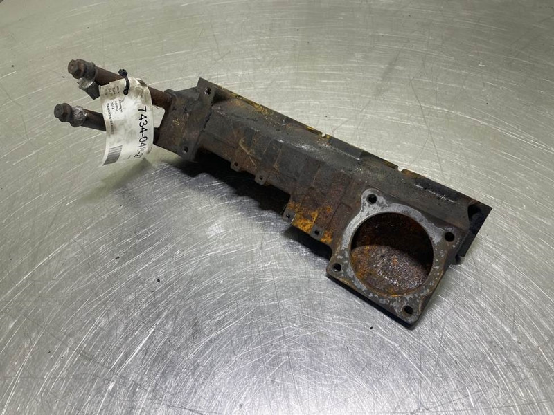 Ahlmann AS900-Cummins B3.3T-Intake-exhaust manifold - Motor voor Bouwmachine: afbeelding 5 Ahlmann AS900-Cummins B3.3T-Intake-exhaust manifold - Motor voor Bouwmachine: afbeelding 5
