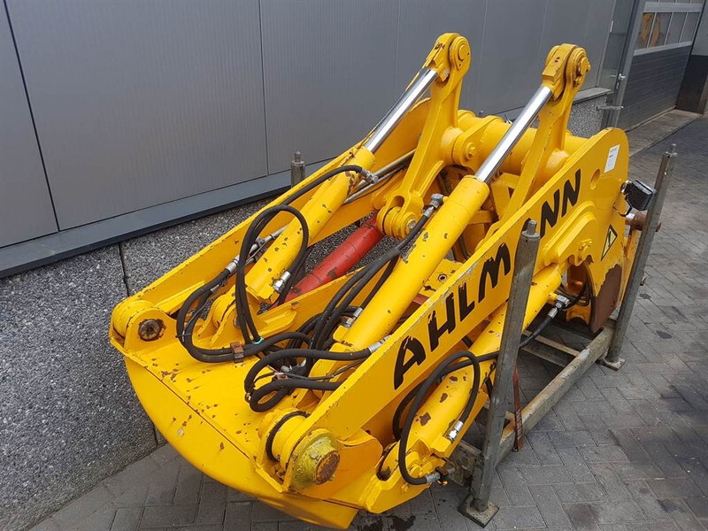 Ahlmann AZ 150 - Lifting framework/Schaufelarm/Giek - Arm: afbeelding 2 Ahlmann AZ 150 - Lifting framework/Schaufelarm/Giek - Arm: afbeelding 2