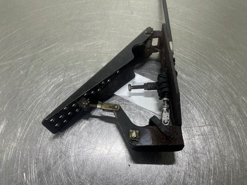 Ahlmann AZ6-4104384A-Gas pedal - Cabine en interieur voor Bouwmachine: afbeelding 4 Ahlmann AZ6-4104384A-Gas pedal - Cabine en interieur voor Bouwmachine: afbeelding 4