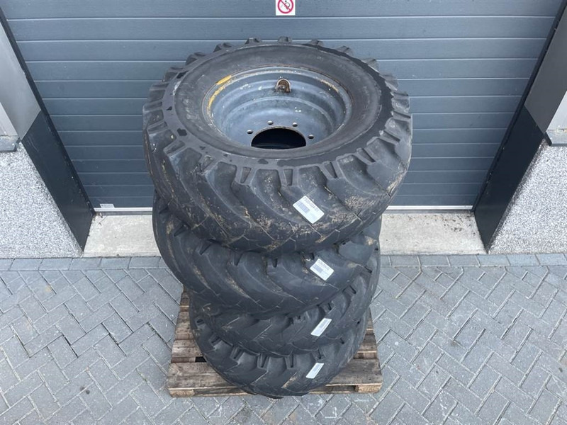 Ahlmann AZ6-Mitas 405/70-20 (16/70-20)-Tire/Reifen/Band - Banden en velgen voor Bouwmachine: afbeelding 2 Ahlmann AZ6-Mitas 405/70-20 (16/70-20)-Tire/Reifen/Band - Banden en velgen voor Bouwmachine: afbeelding 2
