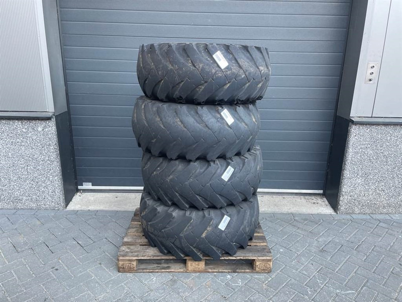 Ahlmann AZ6-Mitas 405/70-20 (16/70-20)-Tire/Reifen/Band - Banden en velgen voor Bouwmachine: afbeelding 1 Ahlmann AZ6-Mitas 405/70-20 (16/70-20)-Tire/Reifen/Band - Banden en velgen voor Bouwmachine: afbeelding 1