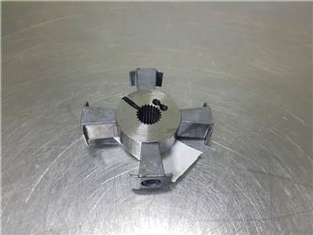 Atlas 1404-Linde HPR105-02RE1LP-Flange coupling - Motor voor Bouwmachine: afbeelding 1 Atlas 1404-Linde HPR105-02RE1LP-Flange coupling - Motor voor Bouwmachine: afbeelding 1