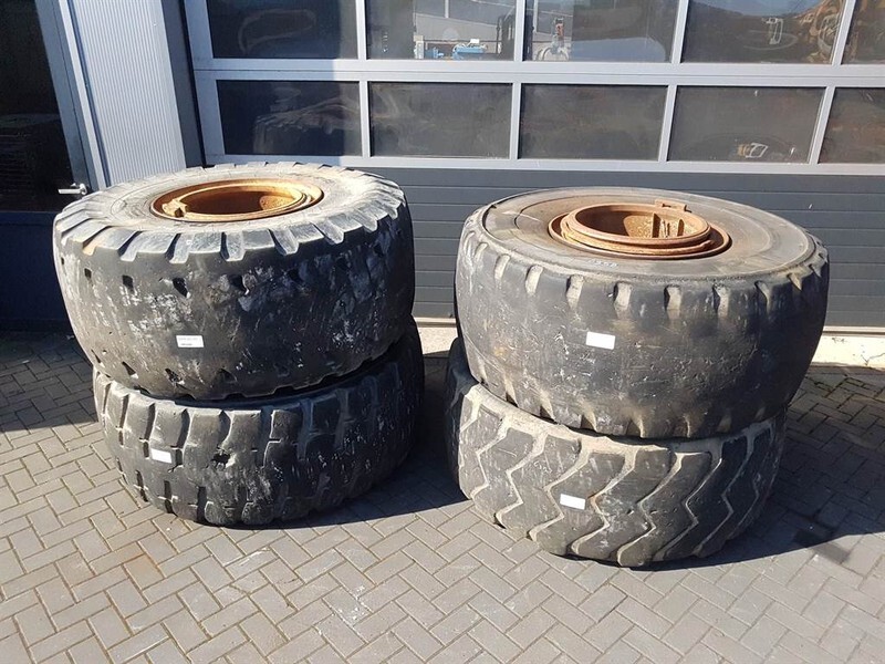 Case 921C-Michelin 26.5R25-Tire/Reifen/Band - Banden en velgen voor Bouwmachine: afbeelding 2 Case 921C-Michelin 26.5R25-Tire/Reifen/Band - Banden en velgen voor Bouwmachine: afbeelding 2