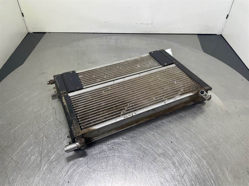 Cat 924G-239-6770-Cooler/Kühler/Koeler - Motor voor Bouwmachine: afbeelding 1 Cat 924G-239-6770-Cooler/Kühler/Koeler - Motor voor Bouwmachine: afbeelding 1
