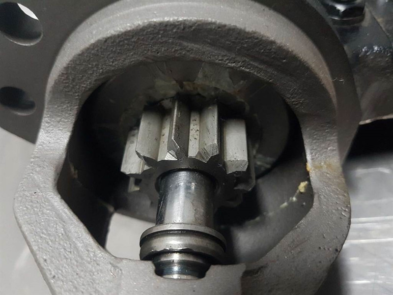 Deutz 1011-12V 11T 2,2KW-Starter/Anlasser/Startmotor - Motor voor Bouwmachine: afbeelding 4 Deutz 1011-12V 11T 2,2KW-Starter/Anlasser/Startmotor - Motor voor Bouwmachine: afbeelding 4