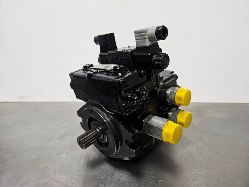 Giant 451T-Bondioli& Pavesi M4PV28-28-Drive pump/Rijpomp - Hydraulica voor Bouwmachine: afbeelding 3 Giant 451T-Bondioli& Pavesi M4PV28-28-Drive pump/Rijpomp - Hydraulica voor Bouwmachine: afbeelding 3