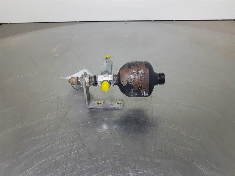 JCB 426E AGRI HT-Hydac SBO100-0,24E1/663U-Accumulator - Hydraulica voor Bouwmachine: afbeelding 1 JCB 426E AGRI HT-Hydac SBO100-0,24E1/663U-Accumulator - Hydraulica voor Bouwmachine: afbeelding 1