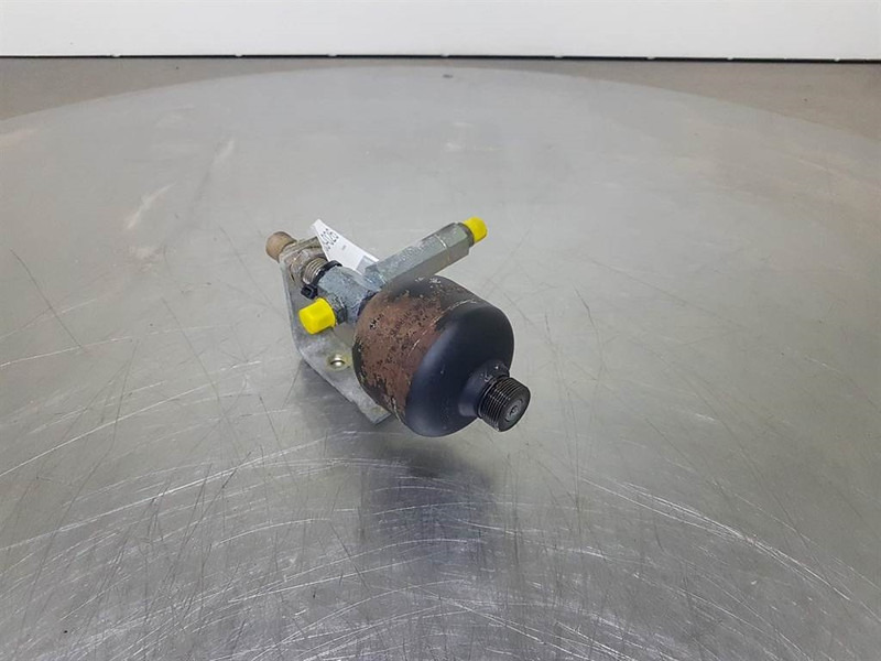 JCB 426E AGRI HT-Hydac SBO100-0,24E1/663U-Accumulator - Hydraulica voor Bouwmachine: afbeelding 2 JCB 426E AGRI HT-Hydac SBO100-0,24E1/663U-Accumulator - Hydraulica voor Bouwmachine: afbeelding 2