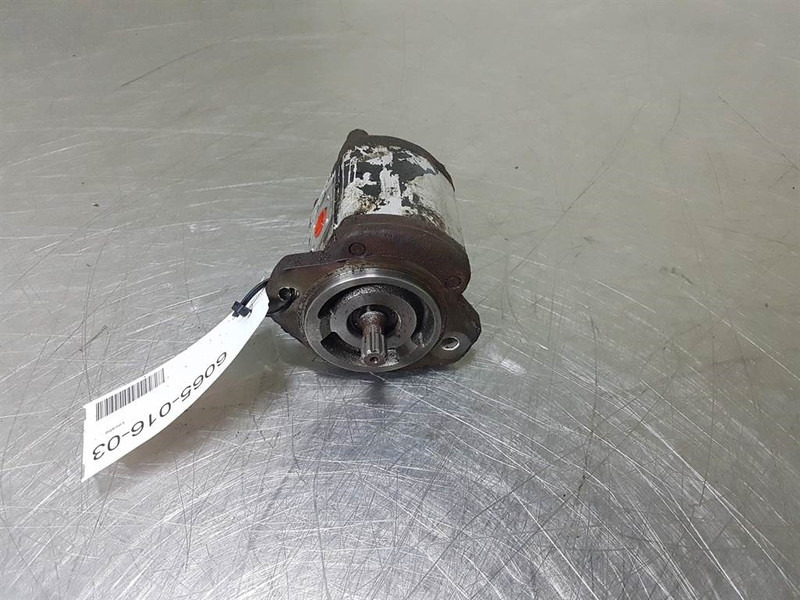 Kracht KP1/22A10AS0A - Gearpump/Zahnradpumpe - Hydraulica voor Bouwmachine: afbeelding 2 Kracht KP1/22A10AS0A - Gearpump/Zahnradpumpe - Hydraulica voor Bouwmachine: afbeelding 2