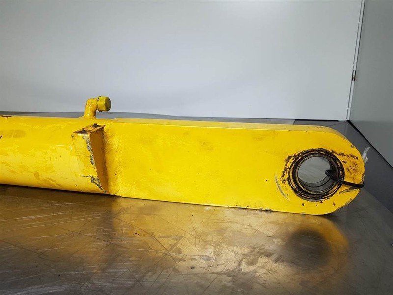 Kramer 320 - Tilt cylinder/Kippzylinder/Nijgcilinder - Hydraulica: afbeelding 2 Kramer 320 - Tilt cylinder/Kippzylinder/Nijgcilinder - Hydraulica: afbeelding 2