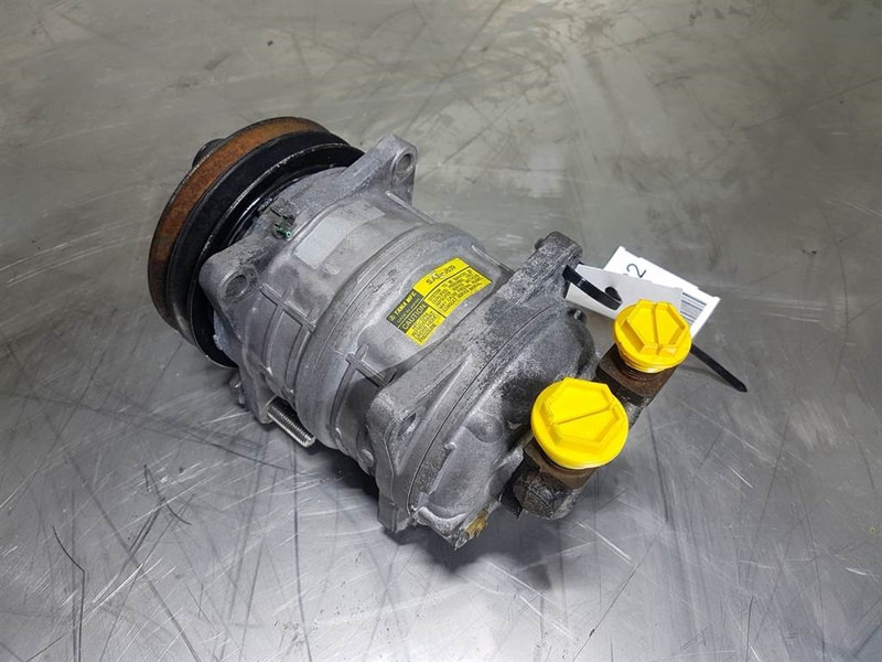 Ljungby Maskin L12 -Tama MFG SAE-J639 - Compressor/Kompres - Airco compressor voor Bouwmachine: afbeelding 2 Ljungby Maskin L12 -Tama MFG SAE-J639 - Compressor/Kompres - Airco compressor voor Bouwmachine: afbeelding 2