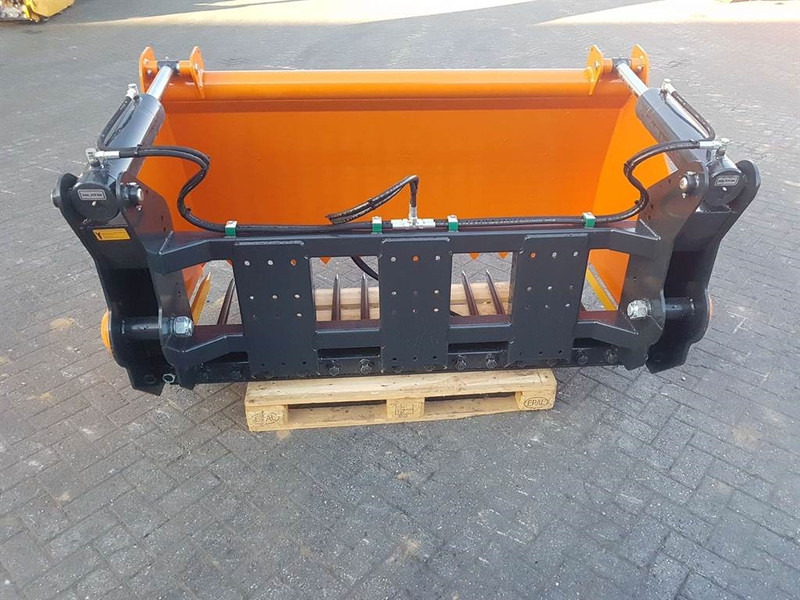 MAMMUT SC195M - Silage cutter/Silageschneider/Kuilhapper - Silo materieel: afbeelding 4 MAMMUT SC195M - Silage cutter/Silageschneider/Kuilhapper - Silo materieel: afbeelding 4
