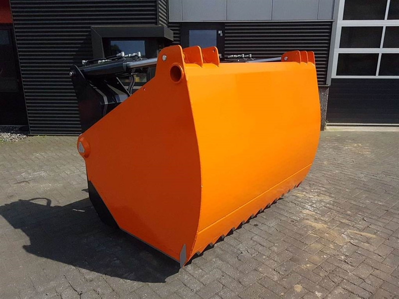 MAMMUT SC195XL - Silage cutter/Silageschneider/Kuilhapper - Silo materieel: afbeelding 1 MAMMUT SC195XL - Silage cutter/Silageschneider/Kuilhapper - Silo materieel: afbeelding 1