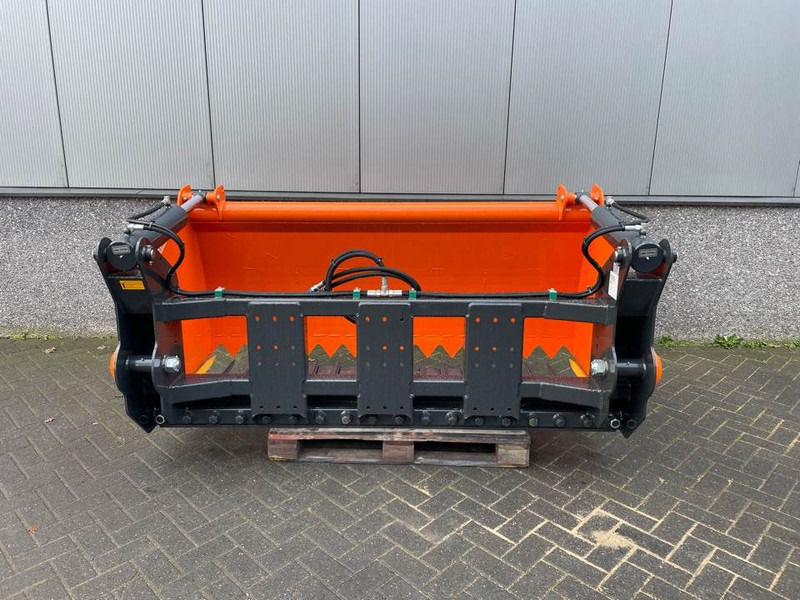 MAMMUT SC220M - Silage cutter/Silageschneider/Kuilhapper - Silo materieel: afbeelding 3 MAMMUT SC220M - Silage cutter/Silageschneider/Kuilhapper - Silo materieel: afbeelding 3