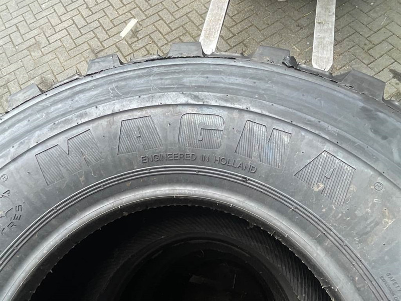 Magna 405/70R18-Tire/Reifen/Band - Banden en velgen voor Bouwmachine: afbeelding 5 Magna 405/70R18-Tire/Reifen/Band - Banden en velgen voor Bouwmachine: afbeelding 5