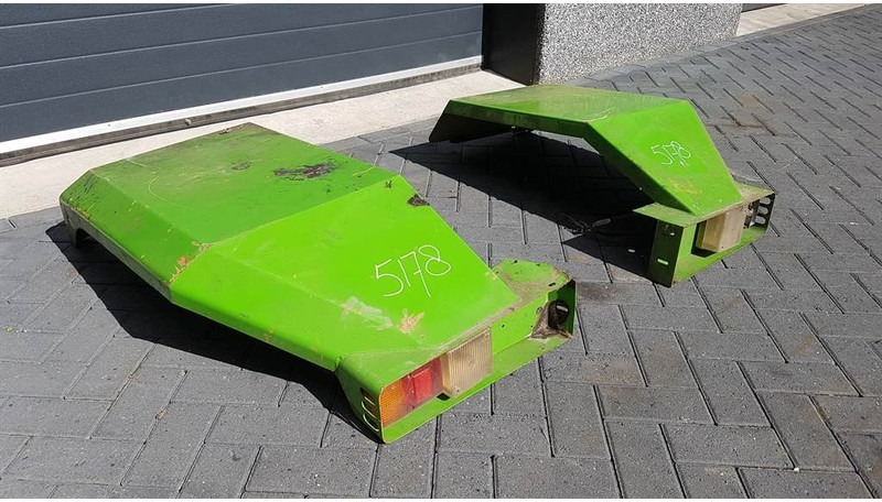 Manitou MT 1237 - Fender/Kotflügel/Spatbord - Fender voor Bouwmachine: afbeelding 1 Manitou MT 1237 - Fender/Kotflügel/Spatbord - Fender voor Bouwmachine: afbeelding 1
