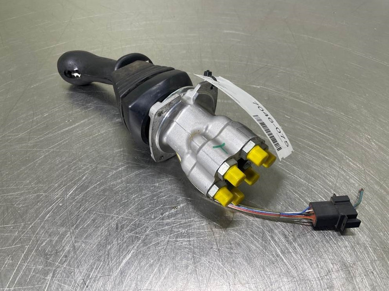 Mecalac 12MTX-5360462-Joystick/Steuergriff - Elektrisch systeem voor Bouwmachine: afbeelding 4 Mecalac 12MTX-5360462-Joystick/Steuergriff - Elektrisch systeem voor Bouwmachine: afbeelding 4