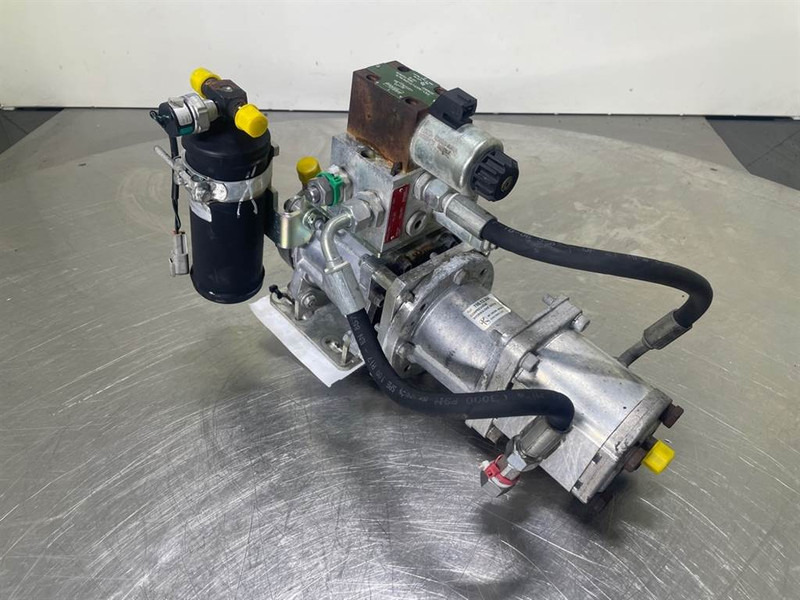 Mecalac 12MTX-5620108/6090359/6050187-Compressor - Motor voor Bouwmachine: afbeelding 4 Mecalac 12MTX-5620108/6090359/6050187-Compressor - Motor voor Bouwmachine: afbeelding 4