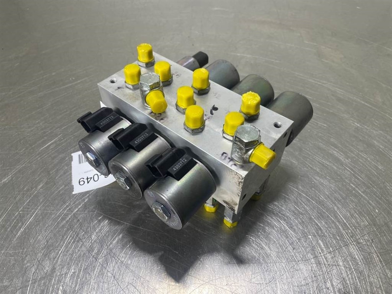 Mecalac 12MTX-6090401-Servo valve/Servoventil/Servoventiel - Hydraulica voor Bouwmachine: afbeelding 1 Mecalac 12MTX-6090401-Servo valve/Servoventil/Servoventiel - Hydraulica voor Bouwmachine: afbeelding 1