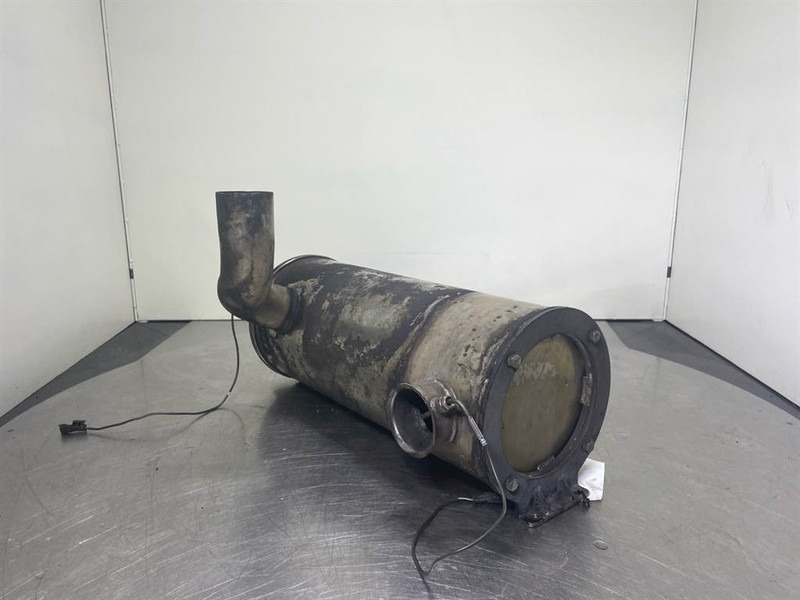 New Holland W110C - Exhaust/Auspuff/Uitlaat - Motor voor Bouwmachine: afbeelding 4 New Holland W110C - Exhaust/Auspuff/Uitlaat - Motor voor Bouwmachine: afbeelding 4