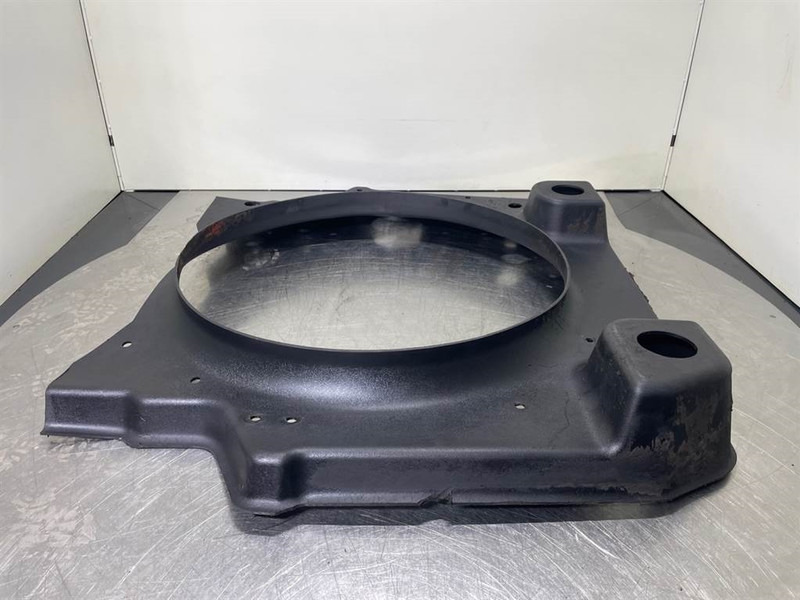 New Holland W110C-Fan guard/Schutzgitter/Koelvin afscherming - Motor voor Bouwmachine: afbeelding 3 New Holland W110C-Fan guard/Schutzgitter/Koelvin afscherming - Motor voor Bouwmachine: afbeelding 3