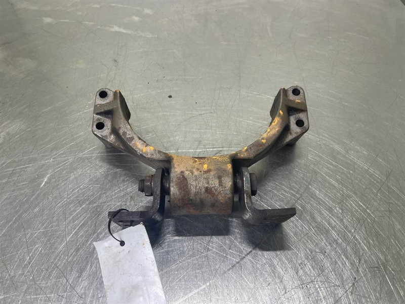 O & K L25.5-Cummins 3918995-Front engine support - Motor voor Bouwmachine: afbeelding 2 O & K L25.5-Cummins 3918995-Front engine support - Motor voor Bouwmachine: afbeelding 2