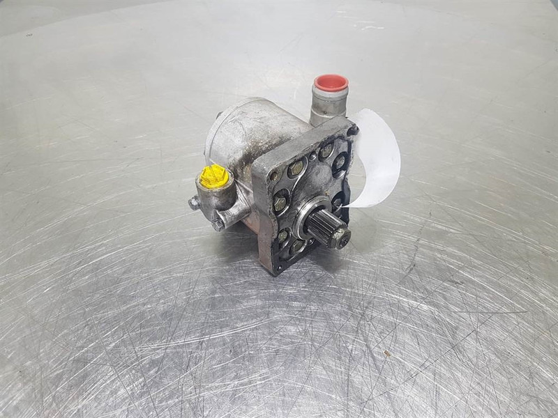 Perkins T4.236-XugpaBnuka C80X-Gearpump/Zahnradpumpe - Hydraulica voor Bouwmachine: afbeelding 1 Perkins T4.236-XugpaBnuka C80X-Gearpump/Zahnradpumpe - Hydraulica voor Bouwmachine: afbeelding 1