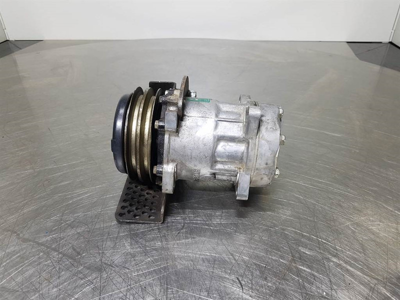 SANDEN SD7H15-6035-Compressor/Kompressor/Aircopomp - Airco compressor voor Bouwmachine: afbeelding 2 SANDEN SD7H15-6035-Compressor/Kompressor/Aircopomp - Airco compressor voor Bouwmachine: afbeelding 2