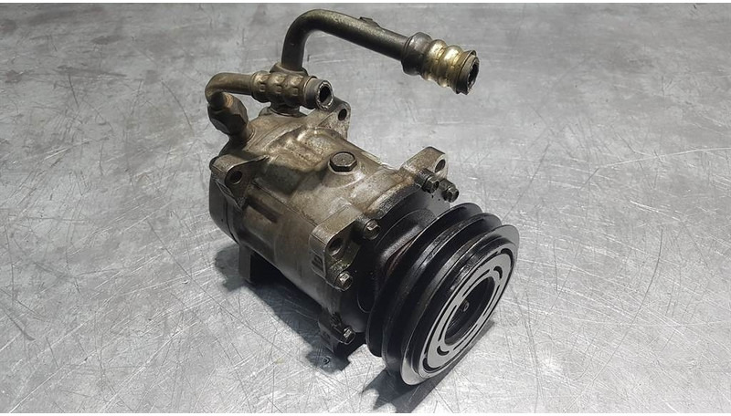 SANDEN U4652 - Compressor/Kompressor/Aircopomp - Airco compressor voor Bouwmachine: afbeelding 1 SANDEN U4652 - Compressor/Kompressor/Aircopomp - Airco compressor voor Bouwmachine: afbeelding 1