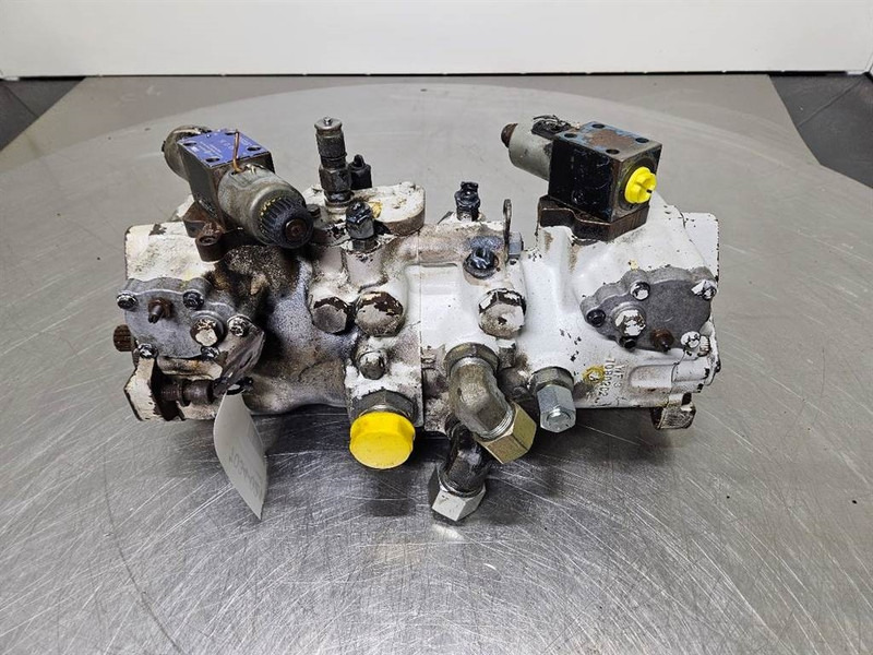 Sauer Sundstrand -7090202-Tandem pump/Fahrpumpe/Ri - Hydraulica voor Bouwmachine: afbeelding 1 Sauer Sundstrand -7090202-Tandem pump/Fahrpumpe/Ri - Hydraulica voor Bouwmachine: afbeelding 1