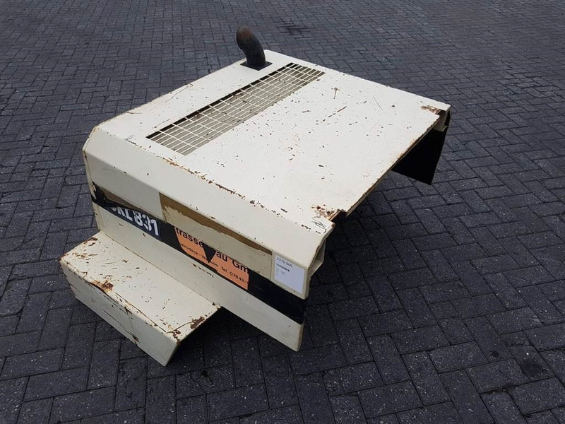 Schaeff SKL831 - Engine hood/Motorhaube/Motorkap - Frame/ Chassis voor Bouwmachine: afbeelding 4 Schaeff SKL831 - Engine hood/Motorhaube/Motorkap - Frame/ Chassis voor Bouwmachine: afbeelding 4