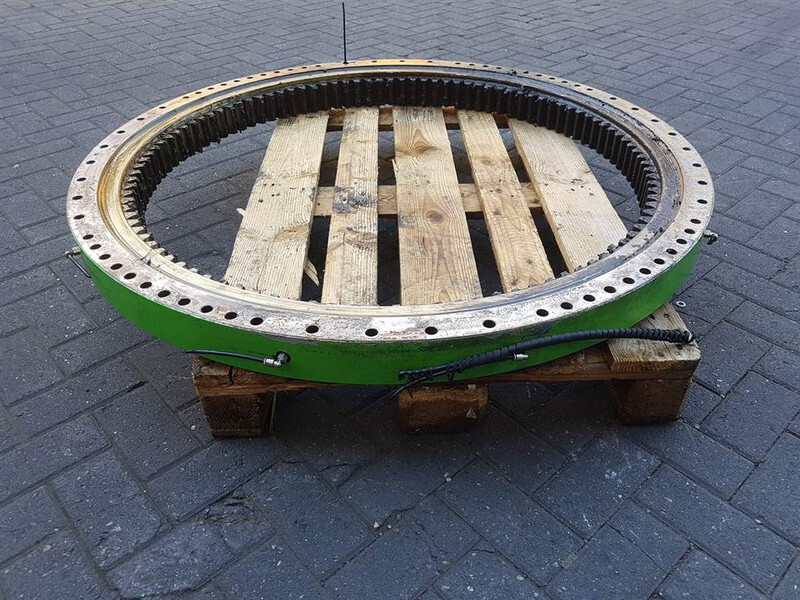 Sennebogen 127079 - 818 - Slewing ring/Drehring/Draaikrans - Frame/ Chassis: afbeelding 1 Sennebogen 127079 - 818 - Slewing ring/Drehring/Draaikrans - Frame/ Chassis: afbeelding 1