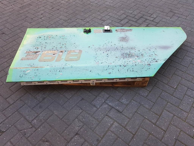 Sennebogen 818 - Engine hood/Motorhaube/Motorkap - Frame/ Chassis voor Bouwmachine: afbeelding 1 Sennebogen 818 - Engine hood/Motorhaube/Motorkap - Frame/ Chassis voor Bouwmachine: afbeelding 1