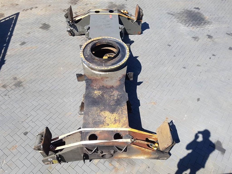 Sennebogen 818E - Undercarriage/Unterwagen/Onderwagen - Frame/ Chassis: afbeelding 2 Sennebogen 818E - Undercarriage/Unterwagen/Onderwagen - Frame/ Chassis: afbeelding 2