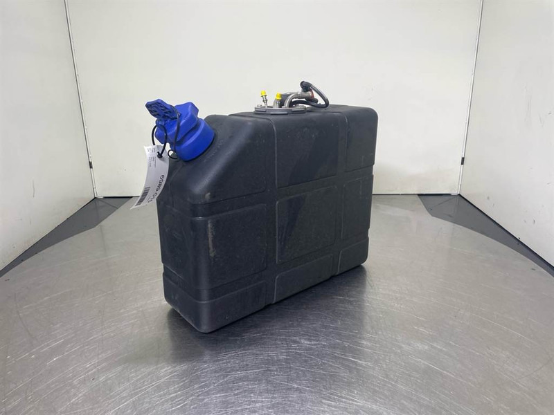 Sennebogen 835E-Cummins 4387616-AdBlue tank - Frame/ Chassis voor Bouwmachine: afbeelding 1 Sennebogen 835E-Cummins 4387616-AdBlue tank - Frame/ Chassis voor Bouwmachine: afbeelding 1