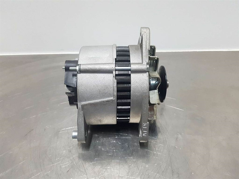 Terex Schaeff SKL843-14V 65A-Alternator/Lichtmaschine/Dynamo - Motor voor Bouwmachine: afbeelding 3 Terex Schaeff SKL843-14V 65A-Alternator/Lichtmaschine/Dynamo - Motor voor Bouwmachine: afbeelding 3