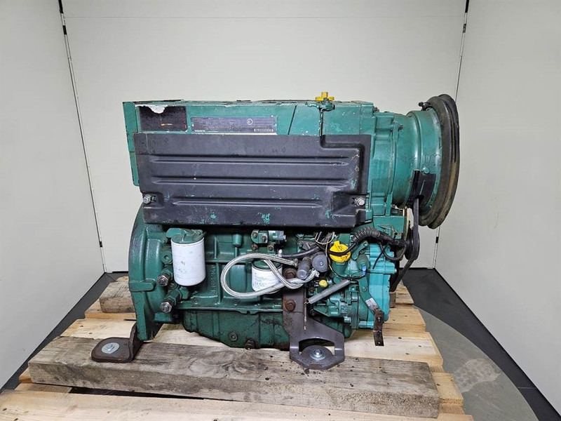 Volvo L30B-Z/SX-D3DCEE2-Deutz BF4L2011-Engine/Motor - Motor voor Bouwmachine: afbeelding 1 Volvo L30B-Z/SX-D3DCEE2-Deutz BF4L2011-Engine/Motor - Motor voor Bouwmachine: afbeelding 1