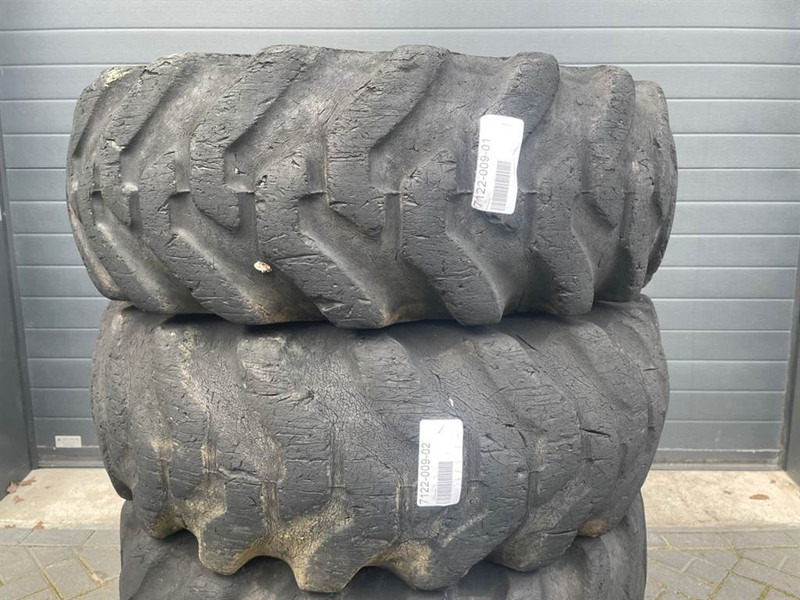 Volvo L30D-Firestone 12.5-20-Tire/Reifen/Band - Banden en velgen voor Bouwmachine: afbeelding 3 Volvo L30D-Firestone 12.5-20-Tire/Reifen/Band - Banden en velgen voor Bouwmachine: afbeelding 3