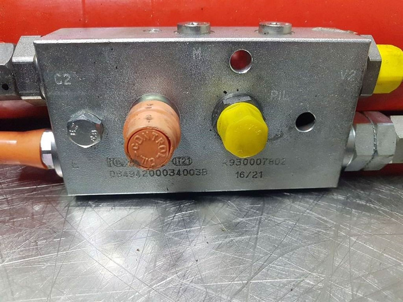 Yanmar V70 Speeder-5906000600-Tilt cylinder/Kippzylinder - Hydraulica voor Bouwmachine: afbeelding 5 Yanmar V70 Speeder-5906000600-Tilt cylinder/Kippzylinder - Hydraulica voor Bouwmachine: afbeelding 5