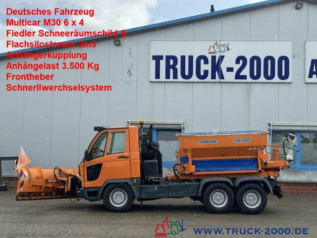 Multicar M30 6x4 3 Achsen Winterdienst Schild +Streuer - Bestelwagen: afbeelding 1 Multicar M30 6x4 3 Achsen Winterdienst Schild +Streuer - Bestelwagen: afbeelding 1