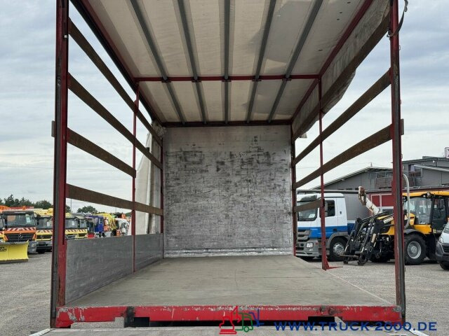 DAF LF220 Plane Spriegel Ladebordwand BÄR 1.500 Kg - Schuifzeilen vrachtwagen: afbeelding 4 DAF LF220 Plane Spriegel Ladebordwand BÄR 1.500 Kg - Schuifzeilen vrachtwagen: afbeelding 4