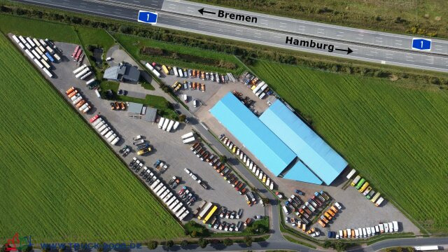 Krone ZZ18 XF0 Tandem Box Carrier - Luft - BPW Achsen - Containertransporter/ Wissellaadbak aanhangwagen: afbeelding 3 Krone ZZ18 XF0 Tandem Box Carrier - Luft - BPW Achsen - Containertransporter/ Wissellaadbak aanhangwagen: afbeelding 3