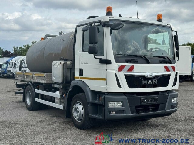 MAN TGM 15.250 Fäkalien- Saugwagen 8.000 Liter Klima - Vacuümwagen: afbeelding 5 MAN TGM 15.250 Fäkalien- Saugwagen 8.000 Liter Klima - Vacuümwagen: afbeelding 5