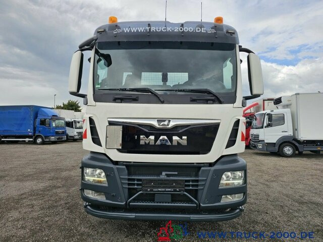 MAN TGS 26.460 6x4 (H) Hyva 20.60 S Lift/ Lenkachse - Haakarmsysteem vrachtwagen: afbeelding 4 MAN TGS 26.460 6x4 (H) Hyva 20.60 S Lift/ Lenkachse - Haakarmsysteem vrachtwagen: afbeelding 4