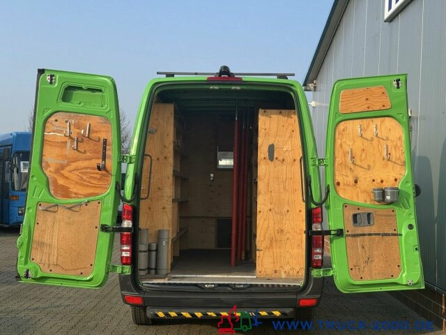 Mercedes-Benz Sprinter 316 Hoch + Lang + Werkstattausbau Klima - Gesloten bestelwagen: afbeelding 2 Mercedes-Benz Sprinter 316 Hoch + Lang + Werkstattausbau Klima - Gesloten bestelwagen: afbeelding 2