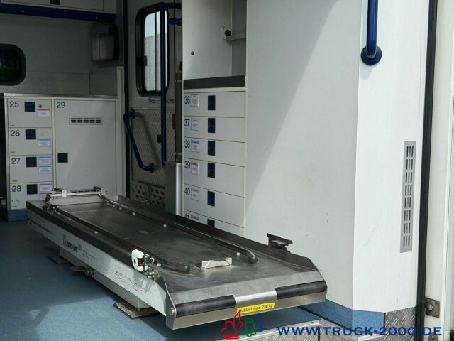 Mercedes-Benz Sprinter 516 Fahrtec RTW Luftfederung Retarder - Ambulance: afbeelding 2 Mercedes-Benz Sprinter 516 Fahrtec RTW Luftfederung Retarder - Ambulance: afbeelding 2