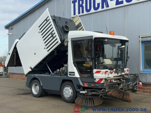 Ravo 540 3 Besensystem Sweeper + Sprühen 50 Km/h - Veegwagen: afbeelding 3 Ravo 540 3 Besensystem Sweeper + Sprühen 50 Km/h - Veegwagen: afbeelding 3