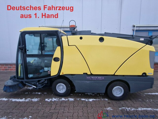 Schmidt Johnston Bucher Sweeper CX 201 Kehren + Sprühen Klima - Veegwagen: afbeelding 1 Schmidt Johnston Bucher Sweeper CX 201 Kehren + Sprühen Klima - Veegwagen: afbeelding 1