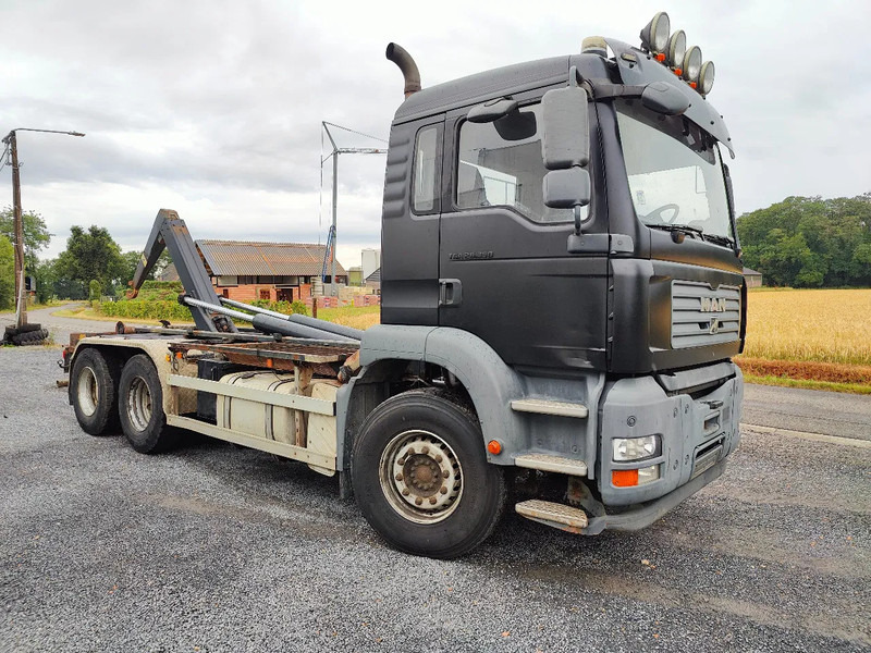 MAN TGA 26.350 6x4 Container AJK Euronorm 3 - Haakarmsysteem vrachtwagen: afbeelding 1 MAN TGA 26.350 6x4 Container AJK Euronorm 3 - Haakarmsysteem vrachtwagen: afbeelding 1